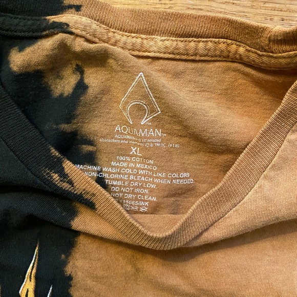 Aquaman T-shirt - Picture 4 of 4